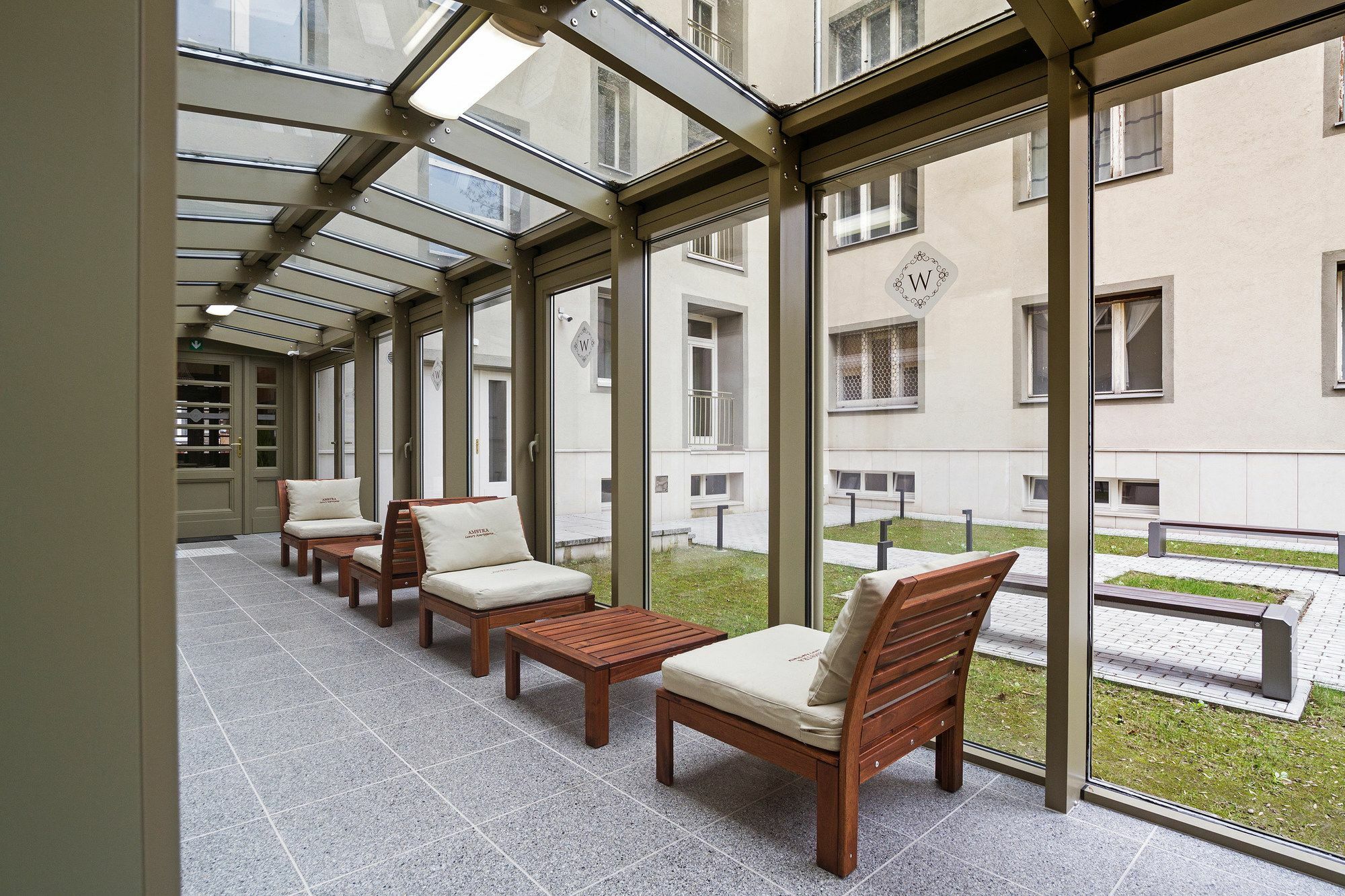 Wawel Apartments Sarego Residence By Amstra Краков Экстерьер фото